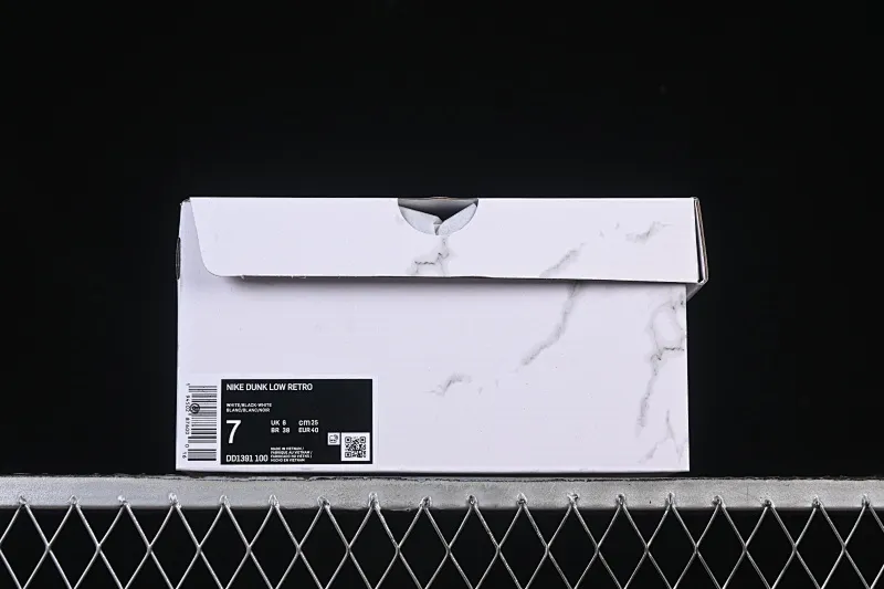 All categories Nk SB Dunk Series Nk SB Dunk Low High-end customized low-top sneakers Nike SB Dunk Low strap customization low-top casual sneakers DD1391-100
